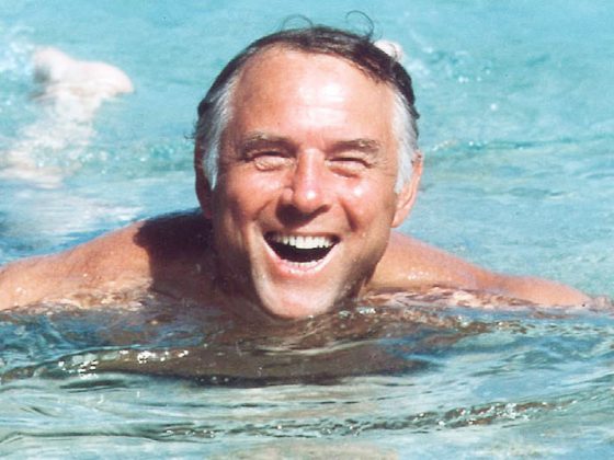 schwimmen_mann