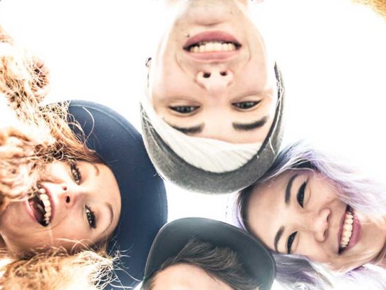 kinder_teenager_gruppe
