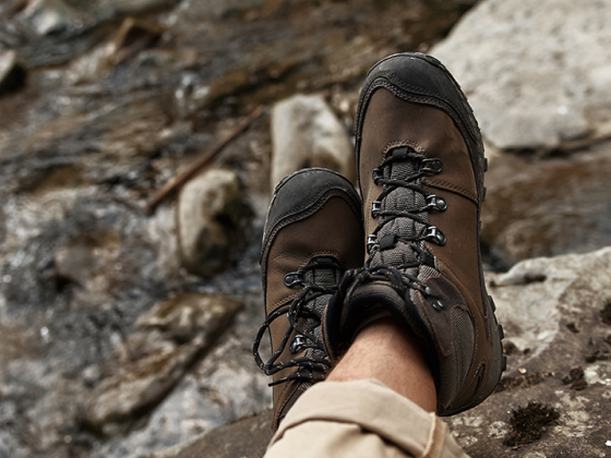 fuss_wandern_istock-1131360180